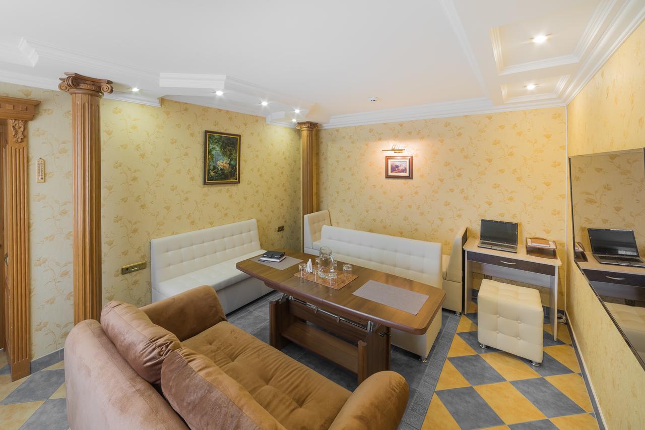 Paradise Hotel Gomel Exterior foto